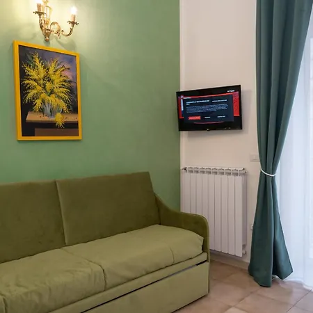 Similia * Naples
