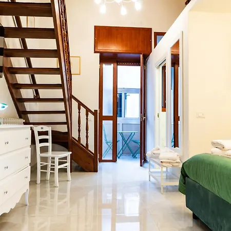 Similia Bed and breakfast Nápoles