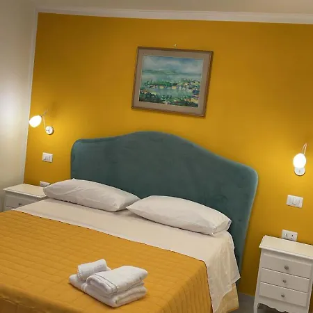 Bed and breakfast Similia Nápoles