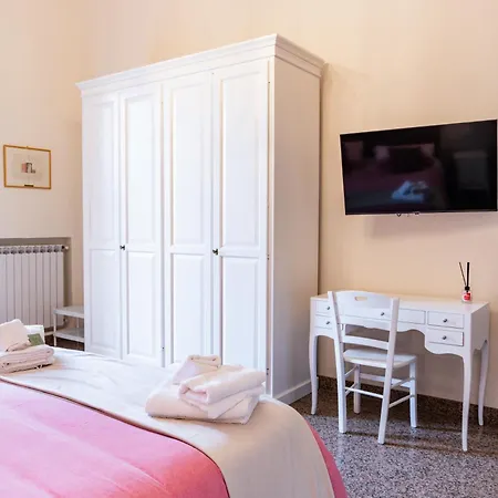Bed & Breakfast Similia Napoli